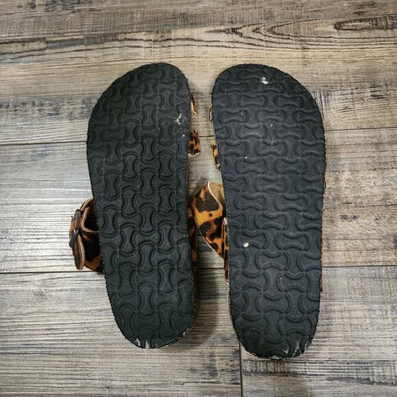 Outwoods sandal leopard print size 9 women's - Picture 2 of 8